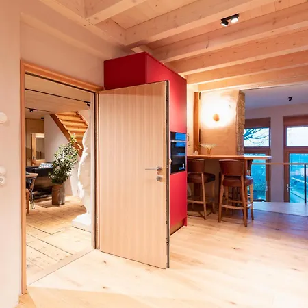 Herzkammer 아파트 *